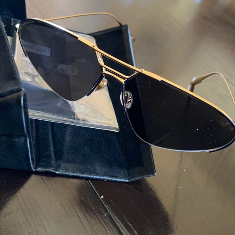 New !! Dior sunglasses - Picture 2 of 5